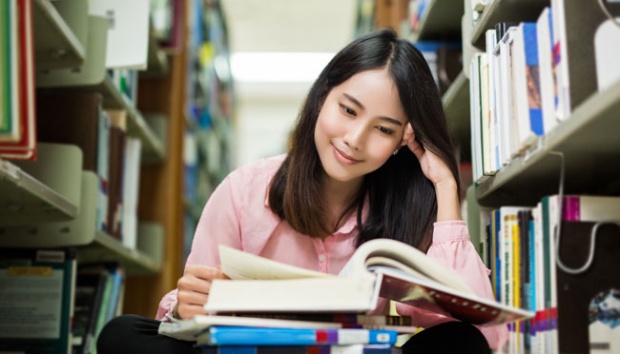 Manfaat Membaca:  Menjadi Cerdas, Kurus, Sehat dan Bahagia